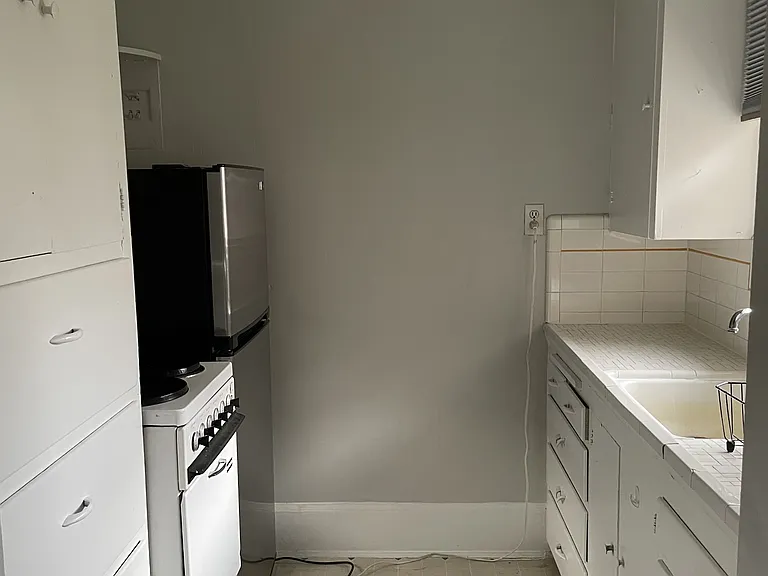 1278 E 100 S — Photo 15