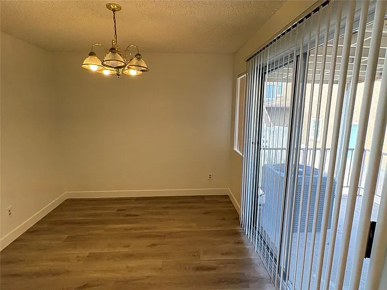3210 W Orange Ave #22 — Photo 12