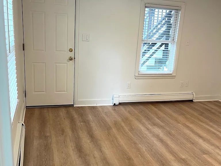 7 Cutts St #102 — Photo 2