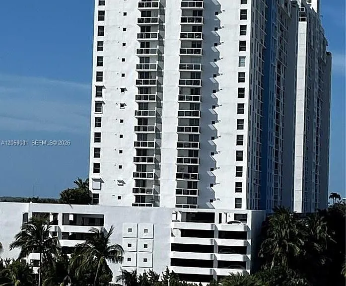 1701 Sunset Harbour Dr #L704 — Photo 21