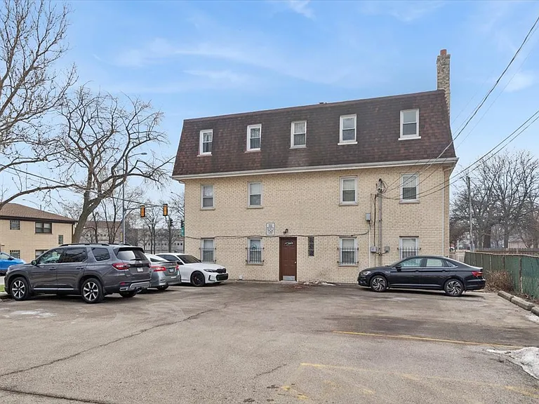 6534 W Montrose Ave #3W — Photo 19