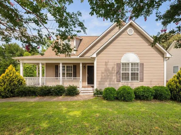 241 Bear Oak Dr, Smithfield, NC 27577