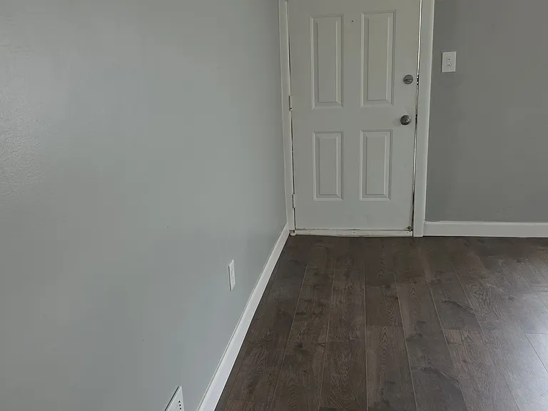 11130 Stephens Rd — Photo 15