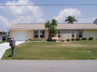 3623 SE 10th Ave, Cape Coral, FL 33904