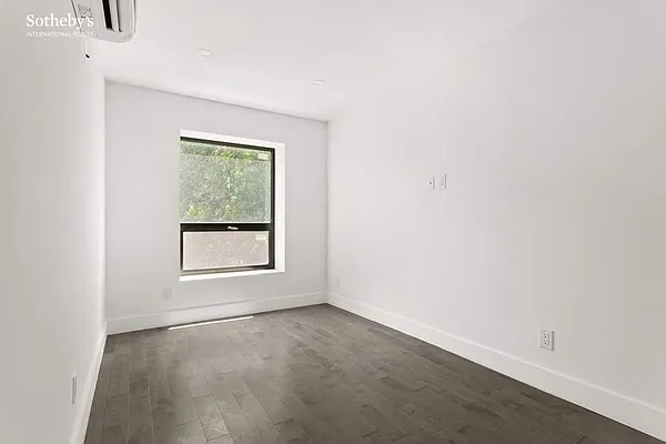 Rented by Sotheby's International Realty | media 15