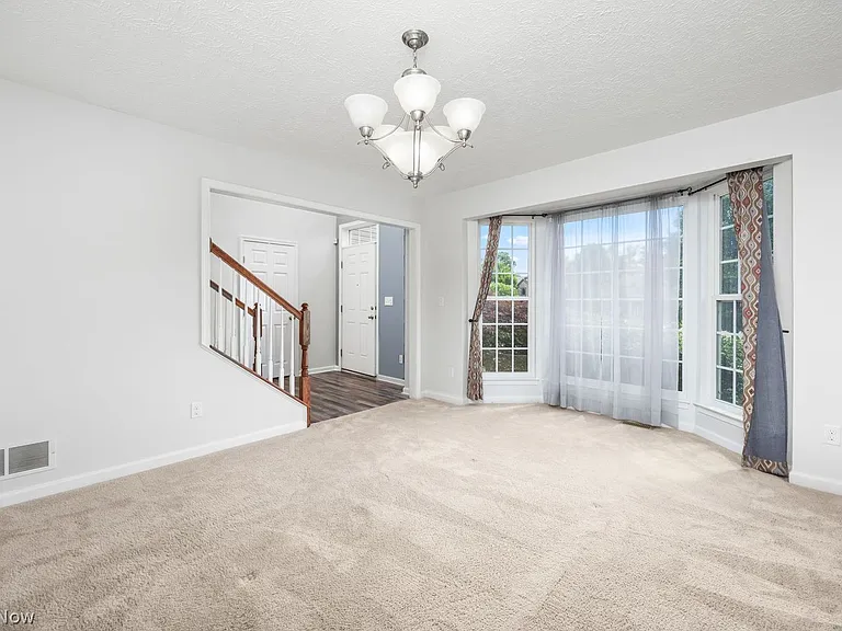 3876 Bosworth Dr — Photo 10