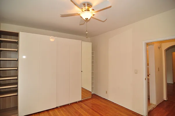 Sold by CENTURY 21 Sunny Gardens Realty, Inc. | media 16