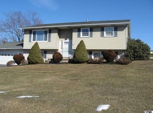 26 Riverview Dr, Middletown, PA 17057