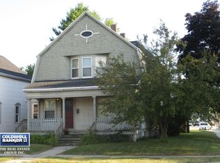 1521 Clark St, Manitowoc, WI 54220