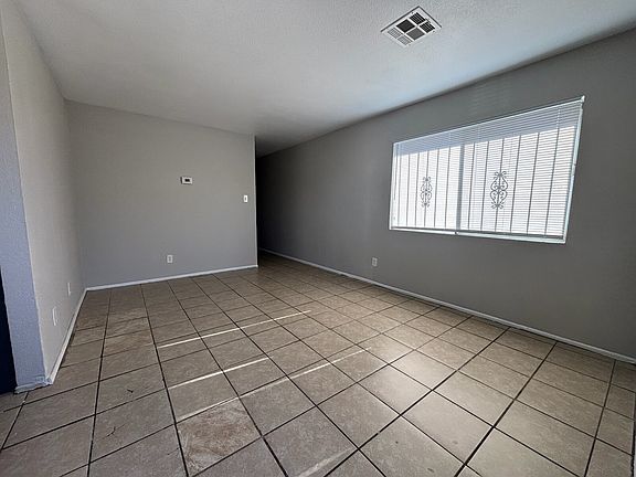 3rd image of 2504 E Mesquite Ave APT 1