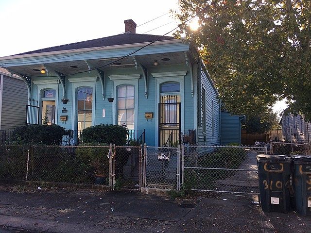 1st image of 3106 Annunciation St