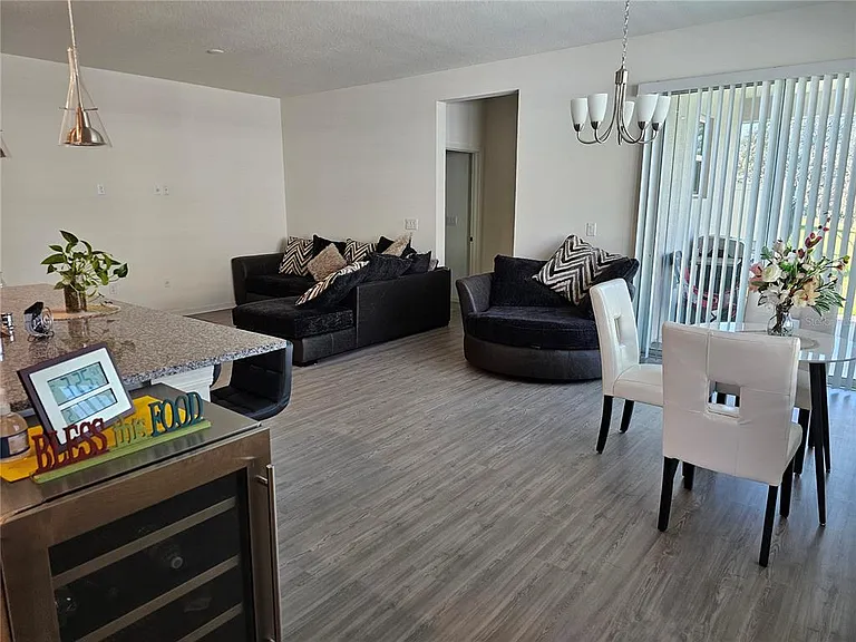 2927 Sanctuary Dr — Photo 20