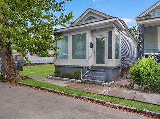 612 W 42nd St, Savannah, GA 31415