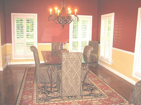 Formal Dining