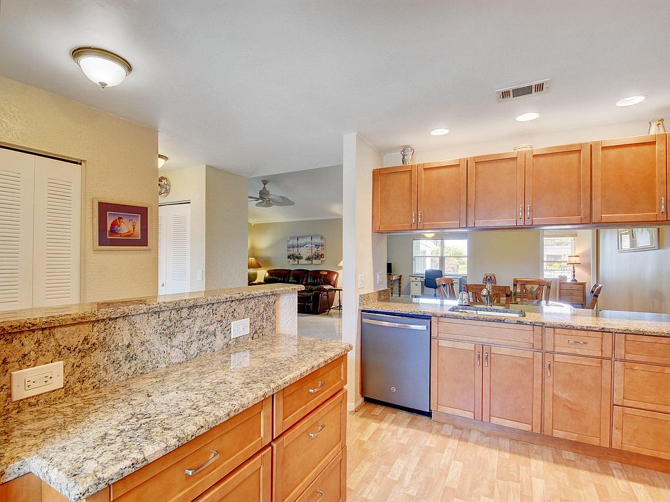 1st image of 6543 Overland Dr