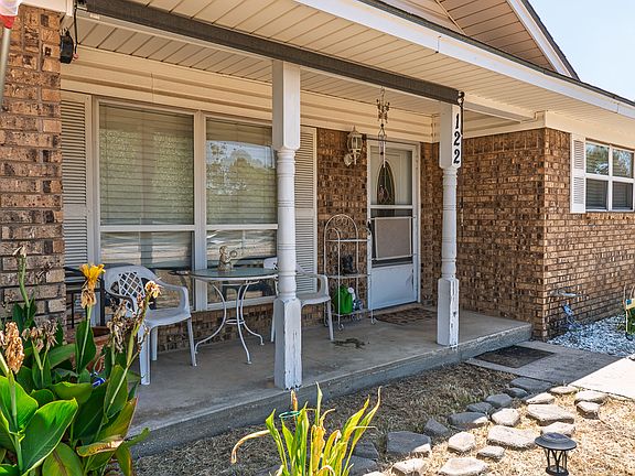 5th image of 122 Hummingbird Cir