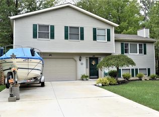 10476 Florida St, Aurora, OH 44202