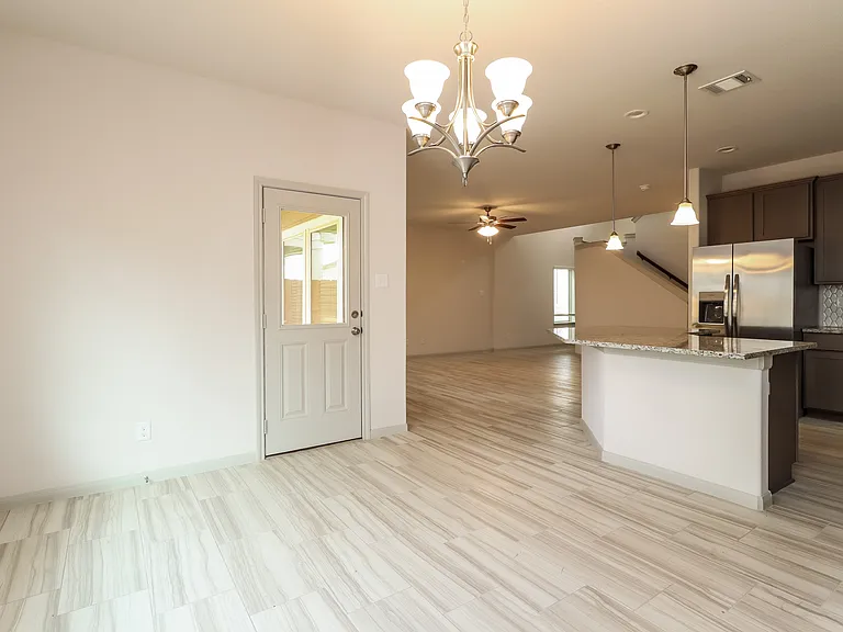 7918 Fijian Cypress Dr — Photo 5