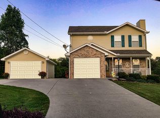 8624 Ball Park Ln, Knoxville, TN 37920