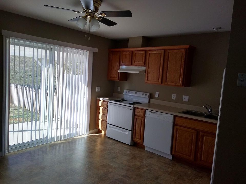 726 Ringgold St, Waynesboro, PA 17268 Zillow