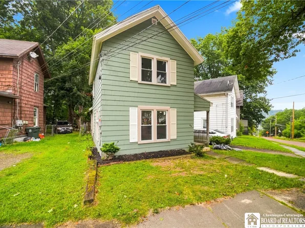 46 Bowen St, Jamestown, NY 14701
