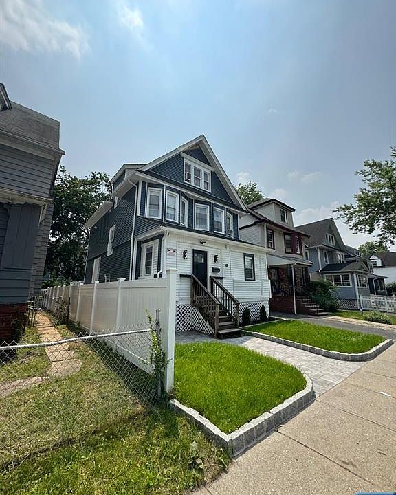 1st image of 116 Sanford St