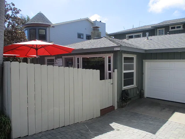 2 bed, 1253 sqft, $5,200 — Photo 3