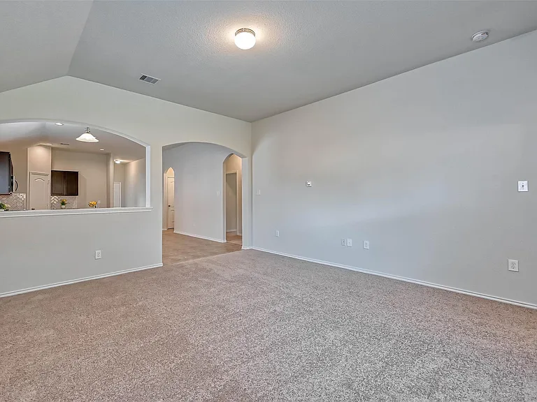 3410 Golden Amber Ct — Photo 9