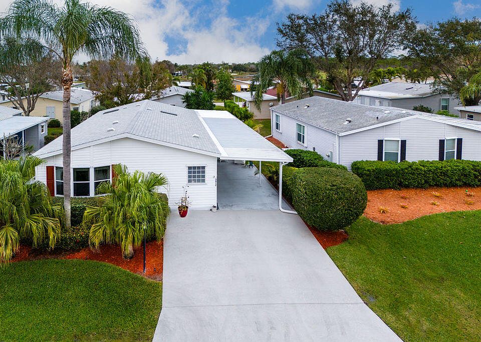 1st image of 3812 Hydrilla Court
