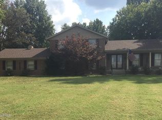 592 Charlemagne Blvd, Elizabethtown, KY 42701