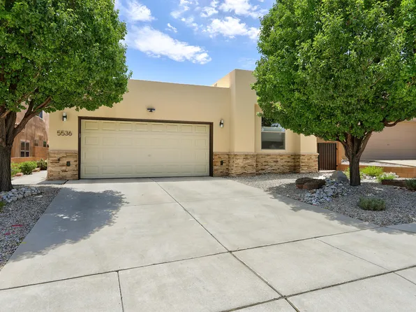 5536 Costa Garraf Rd NW, Albuquerque, NM 87120