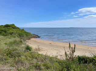 892 Seashore Dr, Atlantic, NC 28511