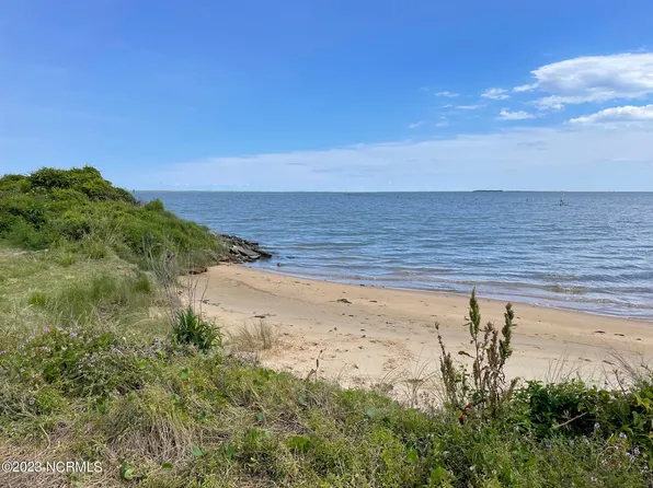 892 Seashore Drive, Atlantic, NC 28511
