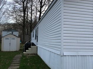 328 Orchid Ln, Slippery Rock, PA
