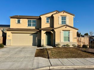 2772 N Hornet Ave, Fresno, CA
