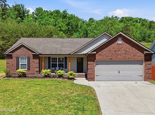 6515 Martha Oak Ln, Knoxville, TN 37918