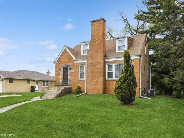 4946 N Octavia Ave, Harwood Heights, IL 60706