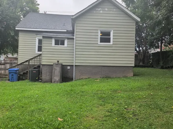 9 Traction St, Greenville, SC 29611