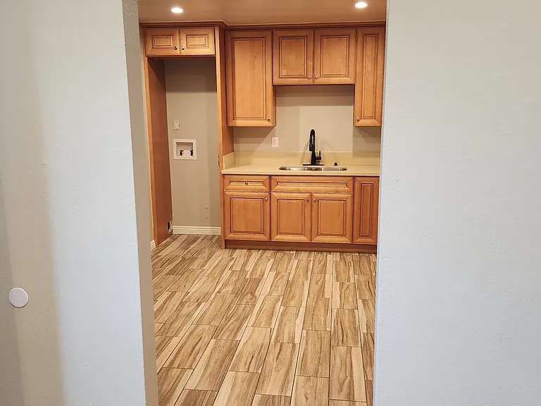 15001 Orange Ave #2 — Photo 2