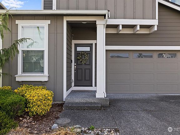 4th image of 718 207th Street SW #16