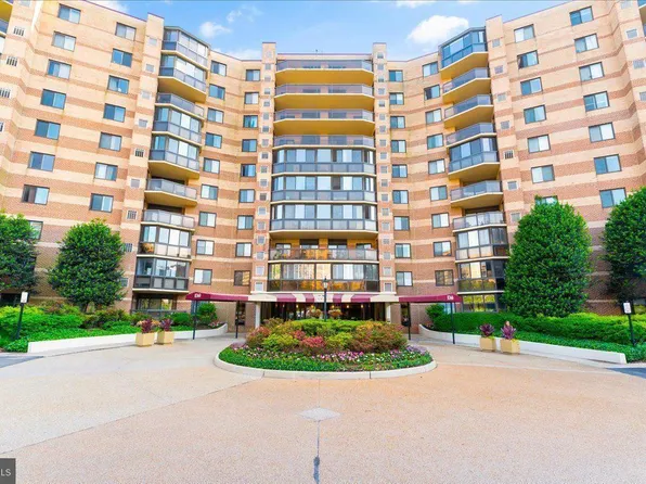 8360 Greensboro Dr APT 109, Mc Lean, VA 22102