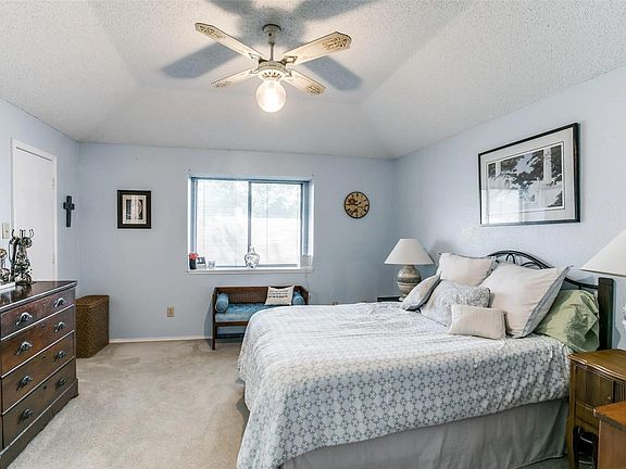 4th image of 6404 Bramble Dr