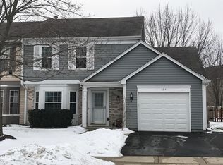 104 N Southport Rd, Mundelein, IL 60060