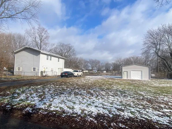 1408 S 11th St, Parsons, KS 67357