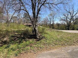 708 Holly Ave, Mena, AR 71953
