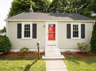 24 Largo Rd, Warwick, RI 02886