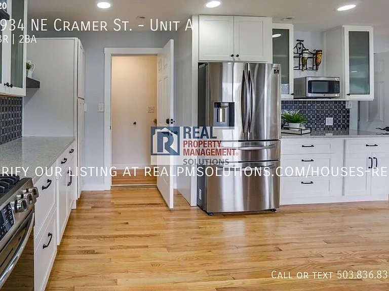 1934 NE Cramer St #A — Photo 6