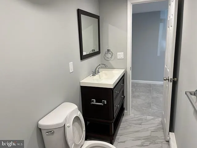 1 bed, 1.0 bath, 1560 sqft, $1,000 — Photo 4