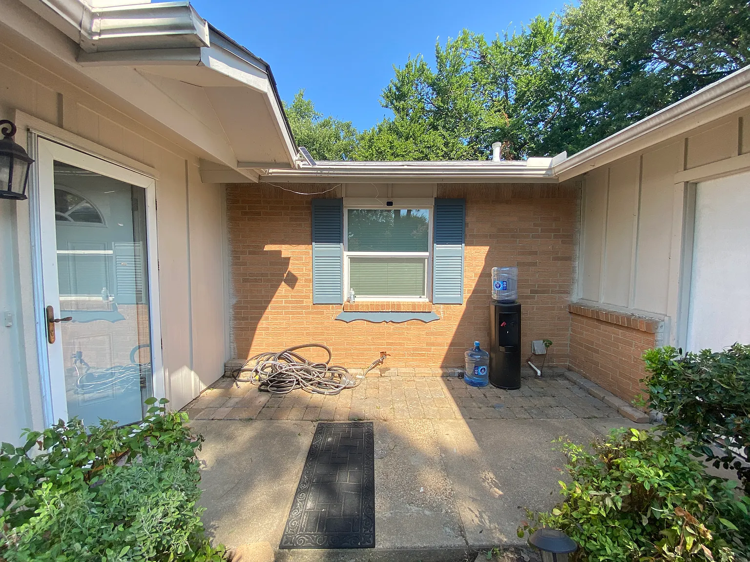 4 bed, 1581 sqft, $2,150 — Photo 3
