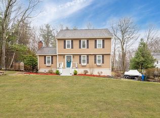 10 Bear Meadow Rd, Londonderry, NH 03053